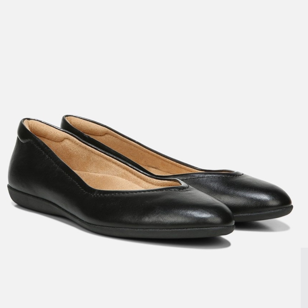 Naturalizer Vivienne Black Ballet Flats